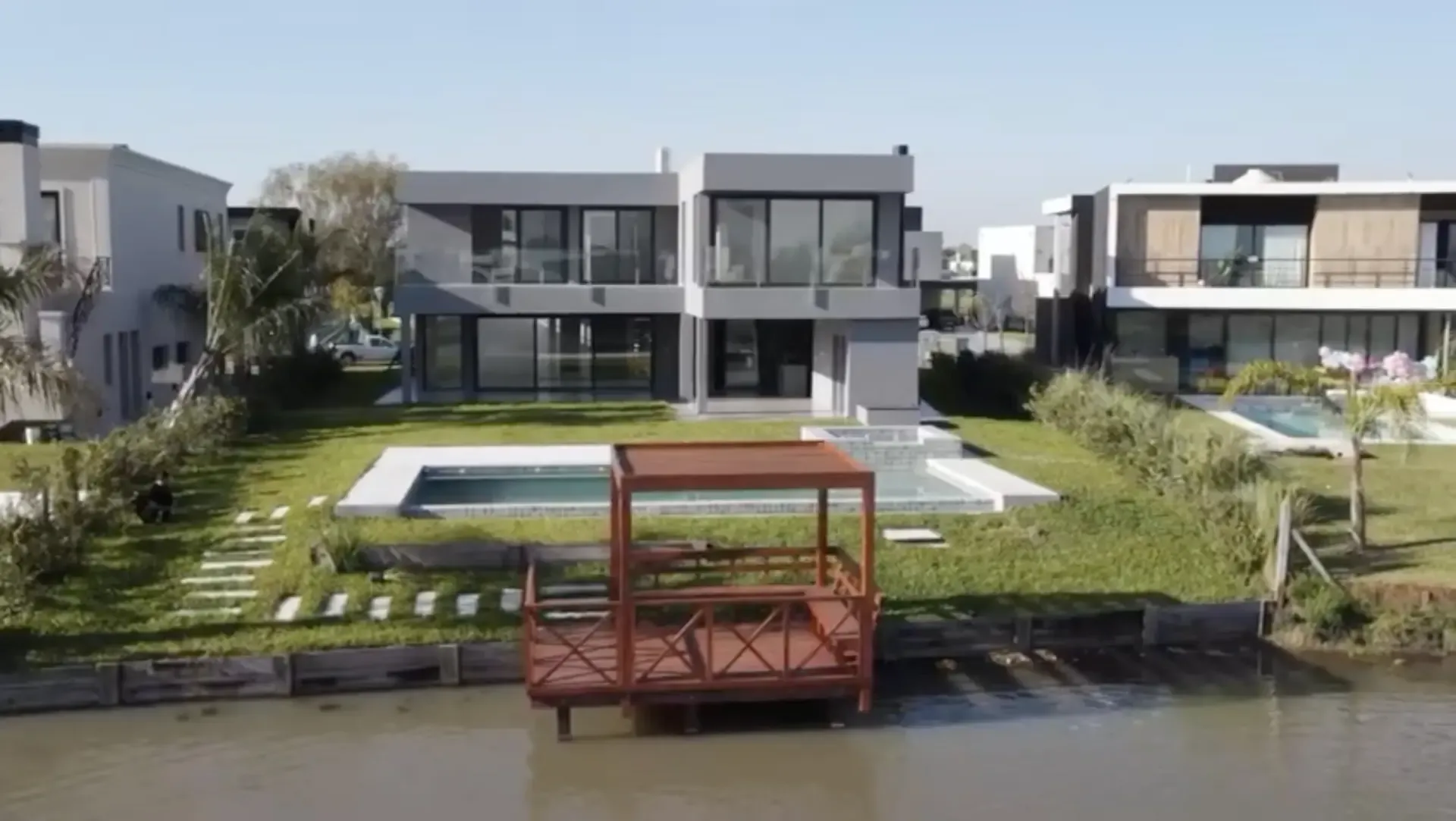 Casa 4 ambientes, Terralagos, vista al lago. VENTA - Imagen 8