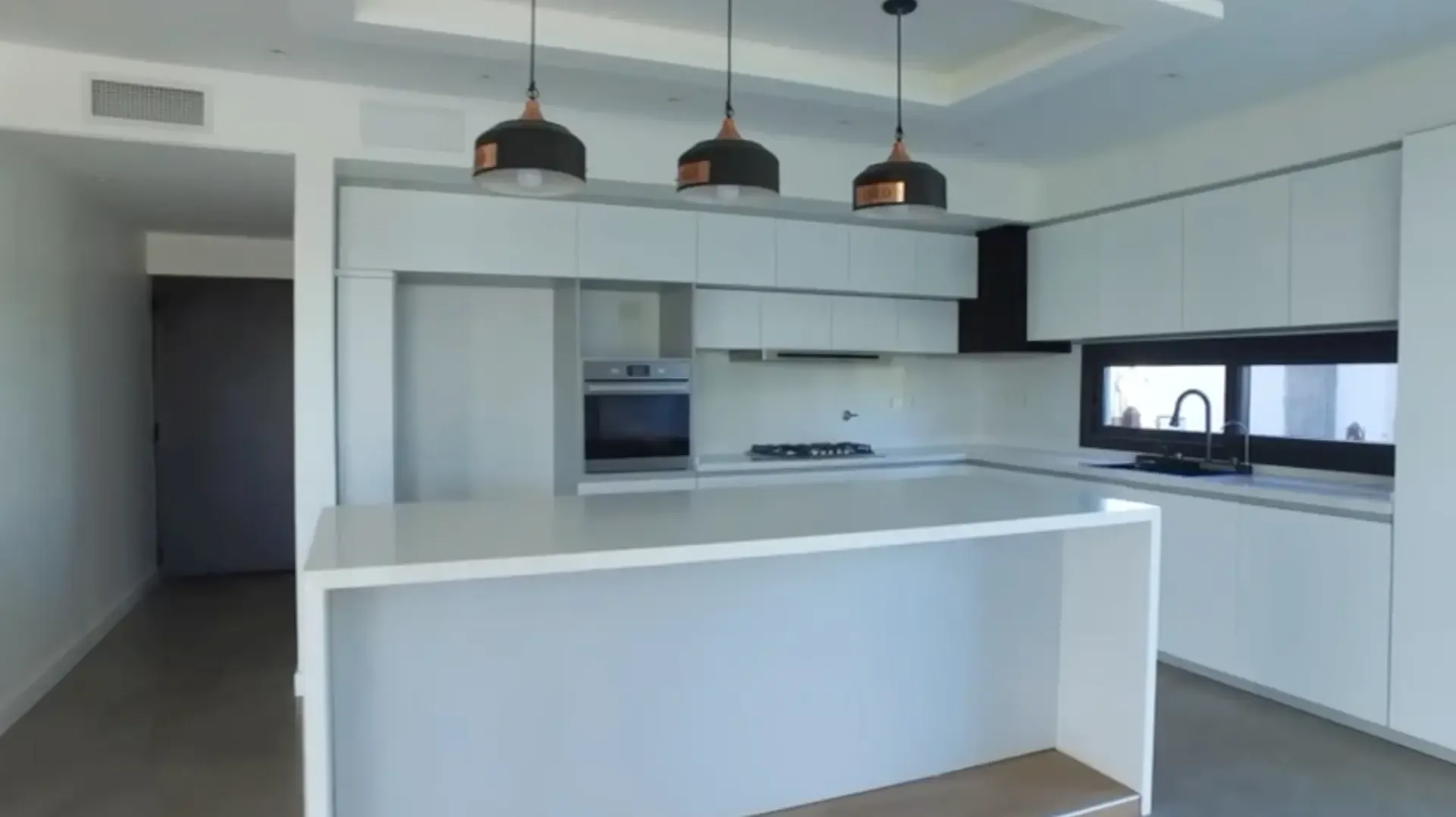 Casa 4 ambientes, Terralagos, vista al lago. VENTA - Imagen 6